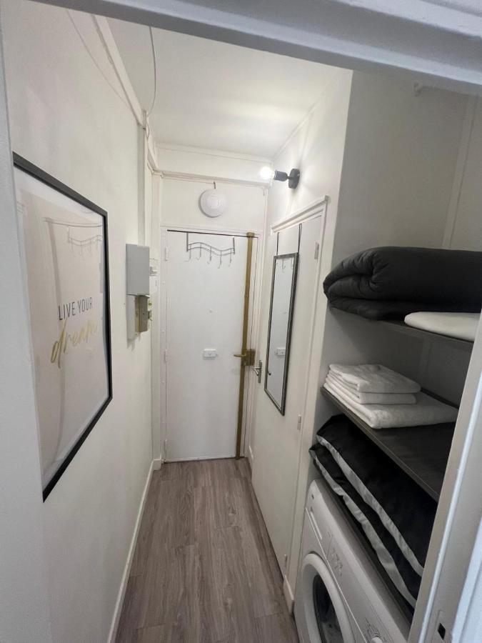 Studio 18e * Parijs